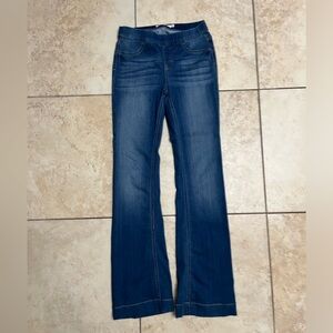 Cello stretch boot cut jean - like new